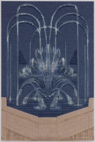 fundament and fountain, 2024 &ndash; 165 x 125 cm; gezogenes Garn, Kreidefarbe auf Mischgewebe; Foto: Annette Kradisch