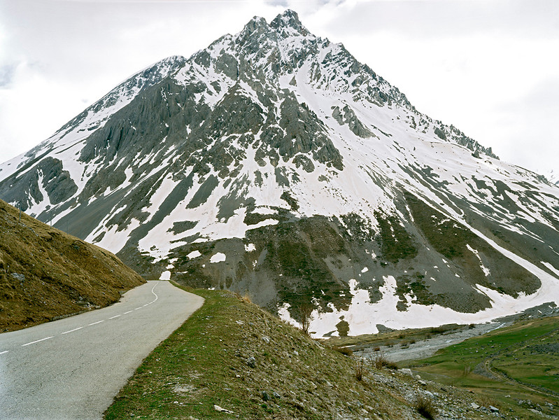 o.T. Col du Gilibier  - LAND (Tour de France), 2003 - 2005 – Auflage: 7 & 3; 60 x 90 cm & 90 x 231,5 cm & 160 x 215 cm