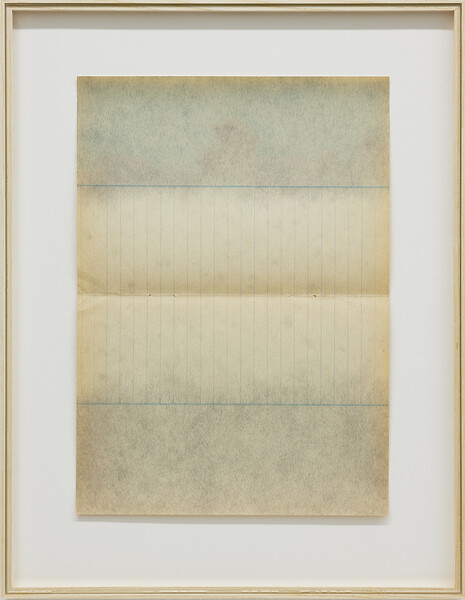 Landschaft ohne Berg (9), 2022 &ndash; Farbstift auf liniertem Papier; 29,7 x 21 cm; gerahmt; Foto: Annette Kradisch (gefördert durch: bbco Marken Raum GmbH)