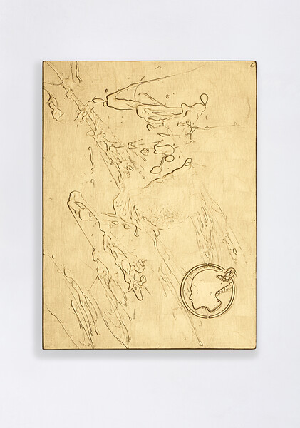 GOLDEUS, Winter 2025/26 &ndash; limitierte Edition von 99 individuellen Unikaten (n.n.).; 40 x 30 x 2 cm
24 Karat Blattgold auf pigment-strukturierter Rotbuche; (Fotos: Jürgen Eheim)