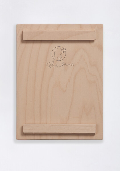 GOLDEUS, Winter 2025/26  (Rückseite) &ndash; limitierte Edition von 99 individuellen Unikaten (n.n.).; 40 x 30 x 2 cm
24 Karat Blattgold auf pigment-strukturierter Rotbuche; (Fotos: Jürgen Eheim)