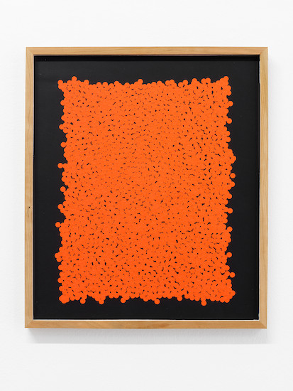 Olaf Unverzart, Ausverkauft, 2013 &ndash; 41 x 35 cm; Klebepunkte aus Papier