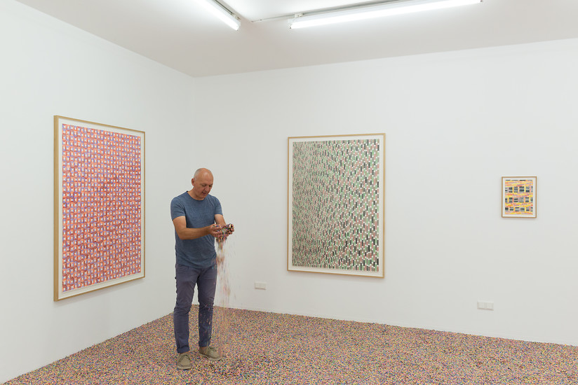 Ausstellungsansicht mit Andreas Oehlert, Foto: Annette Kradisch