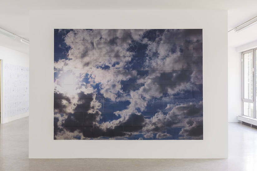 Olaf  Unverzart, clouds to go - Installation mit 480 Farbkopien, 2017 &ndash; 225 x 330 cm; Farbkopien