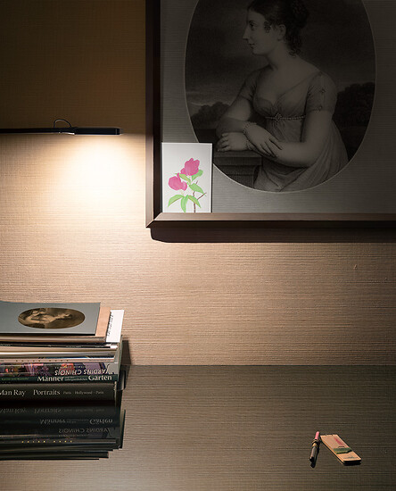 Thilo Westermann, „Bougainvillea“ in der Villa Stéphanie, Baden-Baden 2017–2021, 2021 &ndash; Ed. 3+2; 150 x 121,2 cm; Fotomontage, Pigmentdruck auf Papier, Diasec