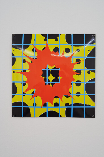 Ben Hübsch, E 13 (Ed. 15), 2025 &ndash; 24 x 24 cm; Emaille; Foto: Annette Kradisch