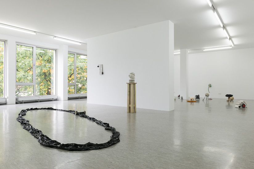 Ausstellungsansicht - Als ob (und) nicht nur eins &ndash; Foto: Annette Kradisch