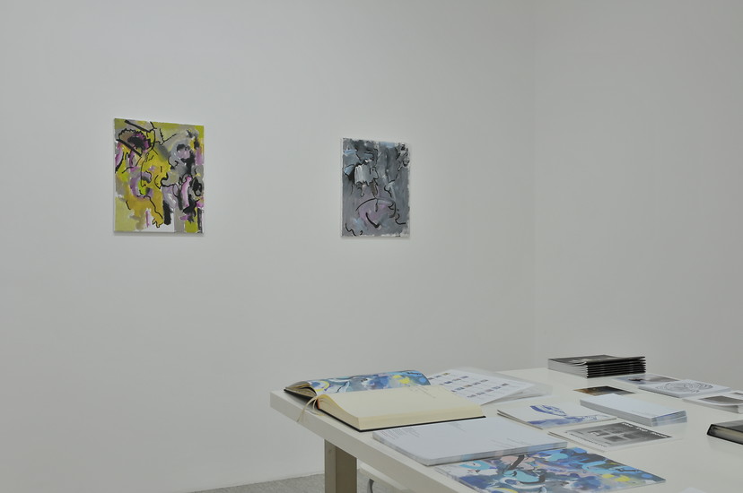 Ausstellungsansicht "Both Here an Over There" &ndash; Foto: Annette Kradisch