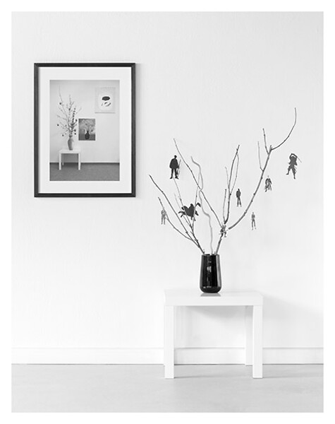 Michael Franz | Tobias Tragl, Ohne Titel (installation view) ed. 3, 2011/2019 &ndash; C-Print; 37 x 29,3 cm